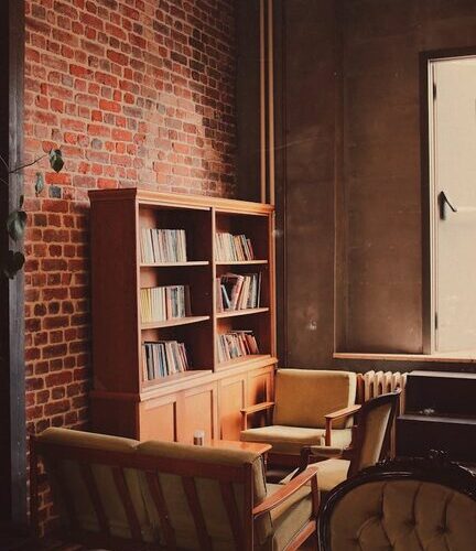 Tips for Creating a Cozy and Inviting Reading Nook at Home